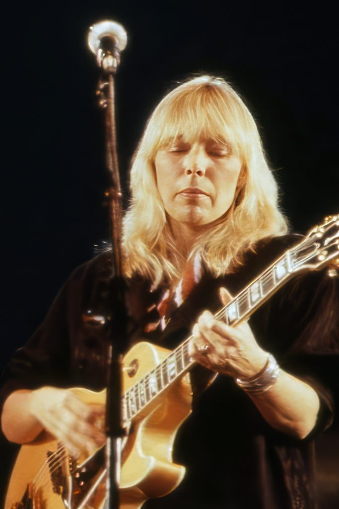 Joni Mitchell: A Musical Odyssey through Time and Emotion